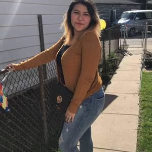 Meet your Posher, Maria